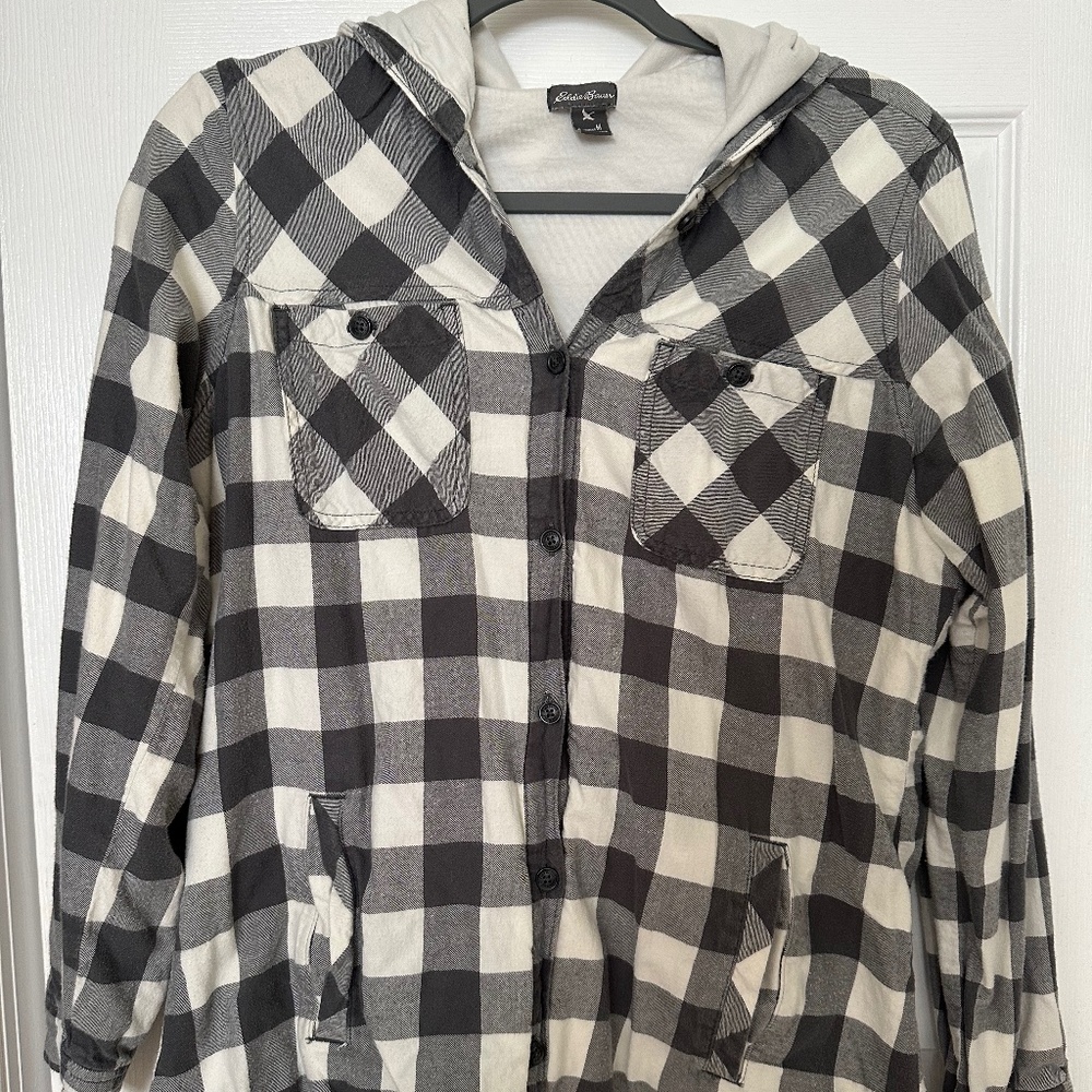 Eddie Bauer black and white plaid shirt jacket size M